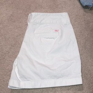 Vineyard Vines White Shorts